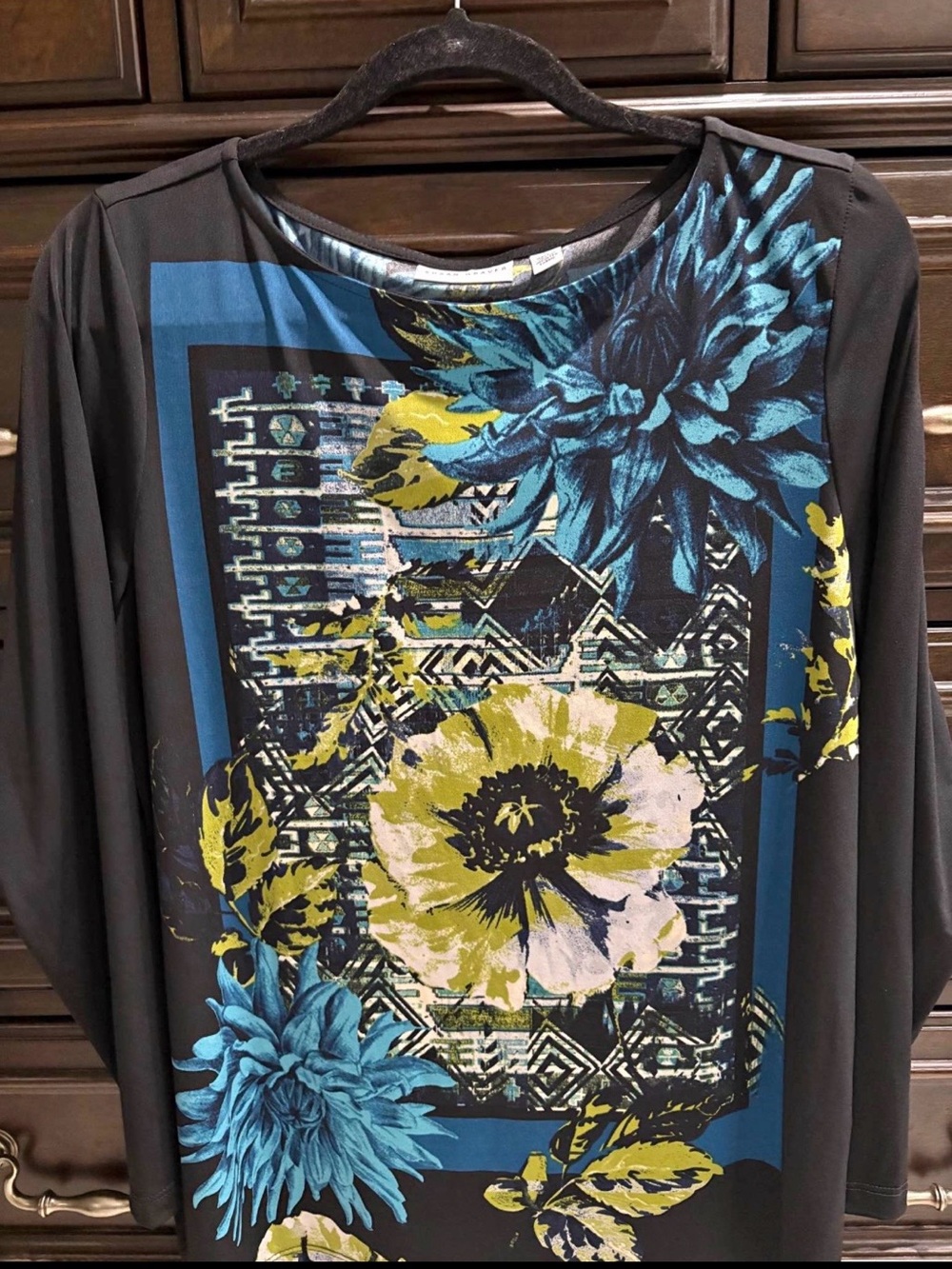 Susan Graver Long Sleeve Floral Print Liquid Knit Top in Blue/Black/Green Sz L